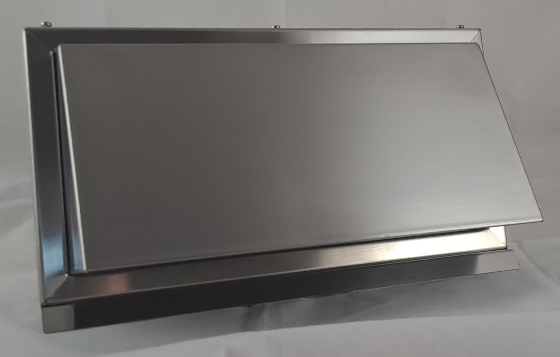 Flachkanal Set 220x90 mit Edelstahl Wetterschutzgitter S5-K-WSGEHi, runter zur Haube mit Rohr